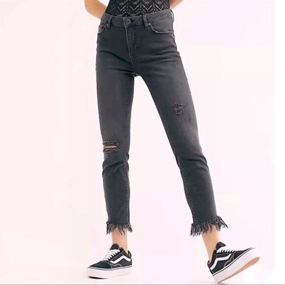 Free People Denim - Free People Great Heights Frayed Jeans Size 24